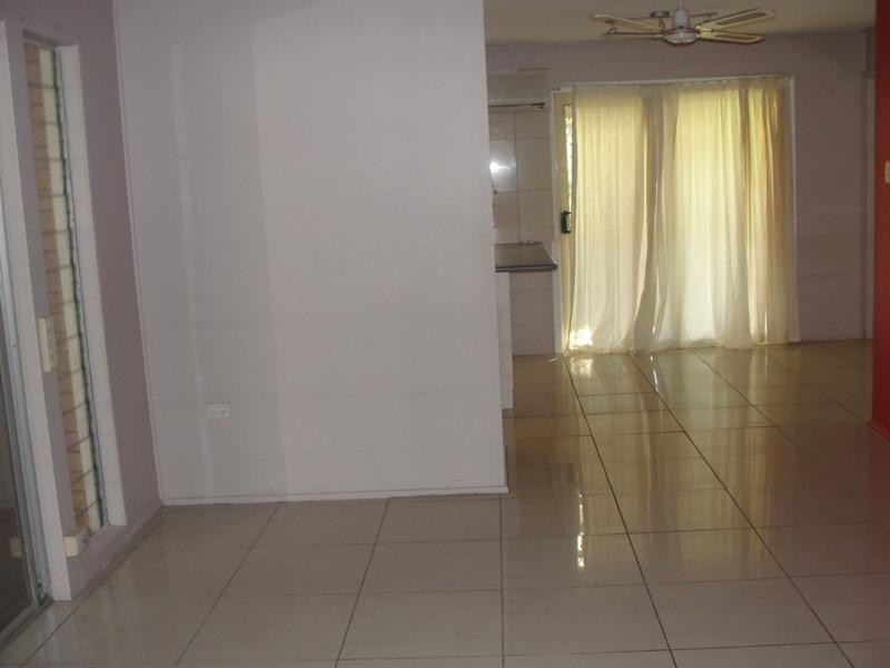 33 Winifred Street, Kingston QLD 4114