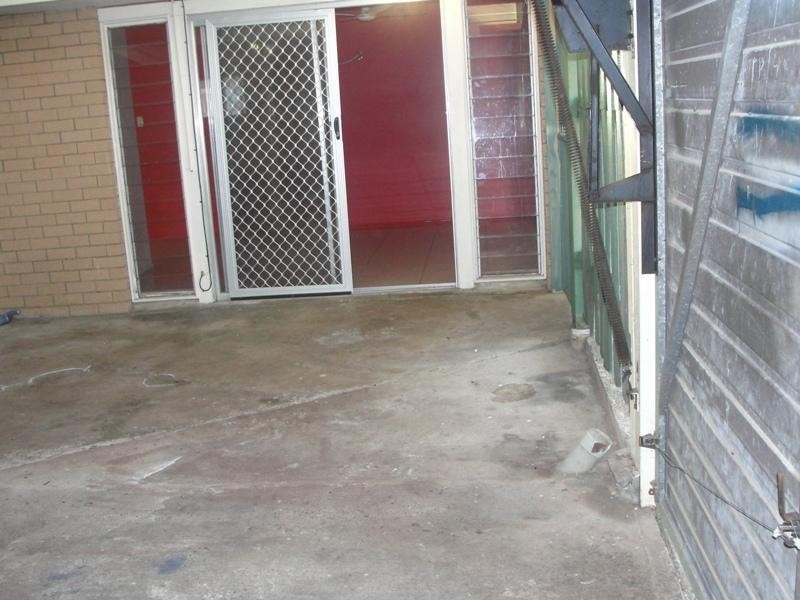 33 Winifred Street, Kingston QLD 4114