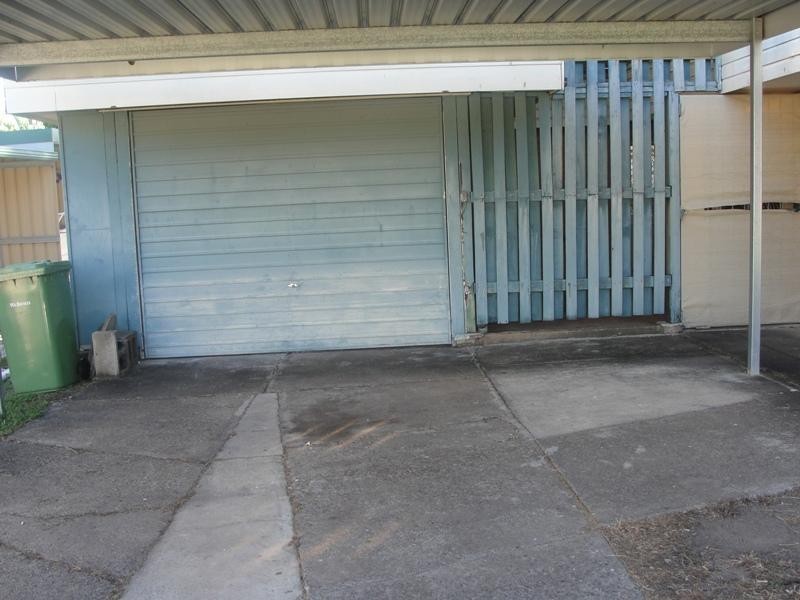 33 Winifred Street, Kingston QLD 4114