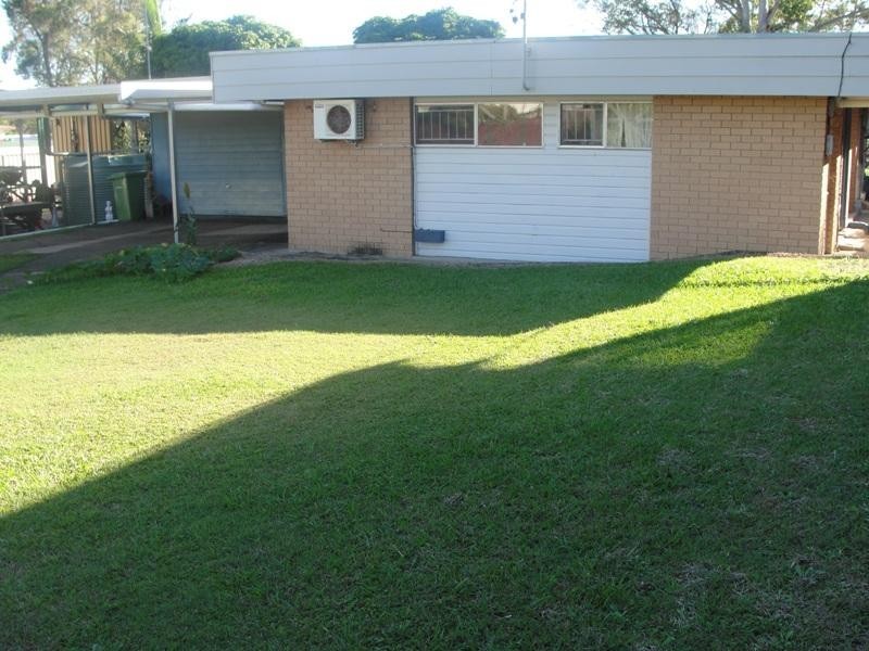 33 Winifred Street, Kingston QLD 4114