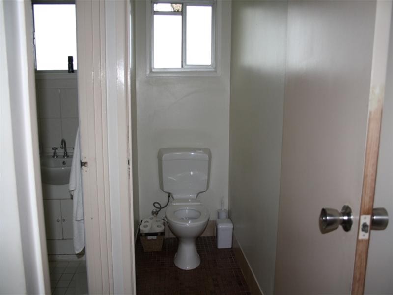 21 Queens Road, Kingston QLD 4114