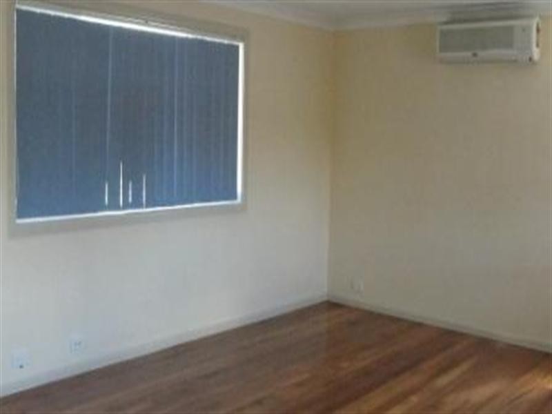 3 Milbun Street, Woodridge QLD 4114