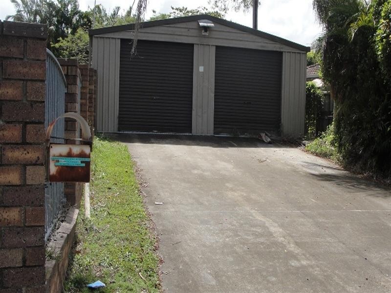 12 Apodis Street, Kingston QLD 4114