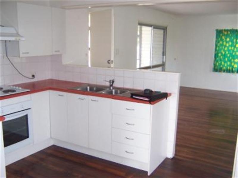 11 Mawson Street, Woodridge QLD 4114