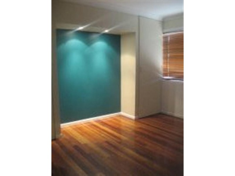 117 Jacaranda Avenue, Kingston QLD 4114