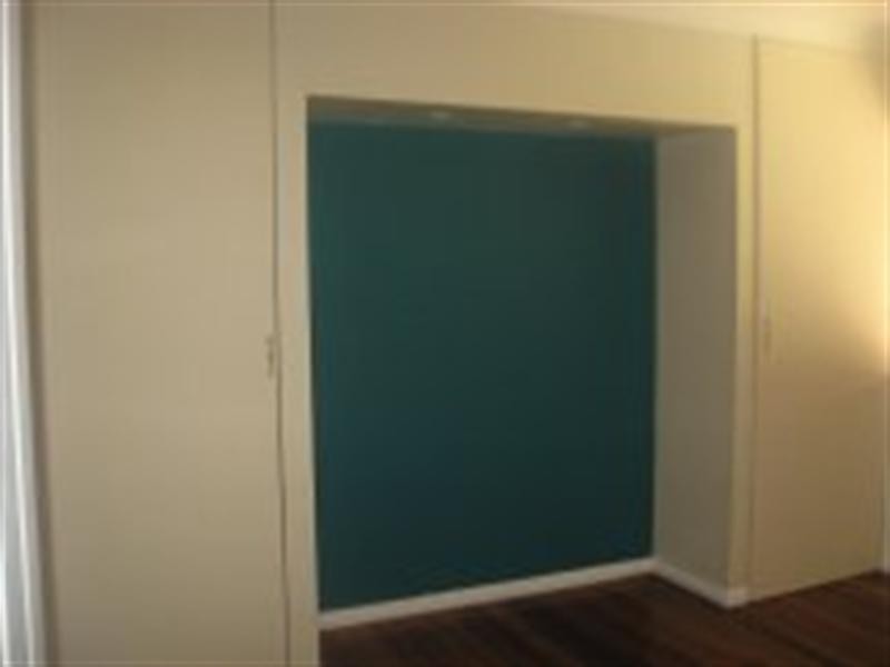 117 Jacaranda Avenue, Kingston QLD 4114