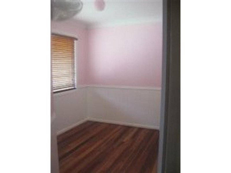 117 Jacaranda Avenue, Kingston QLD 4114