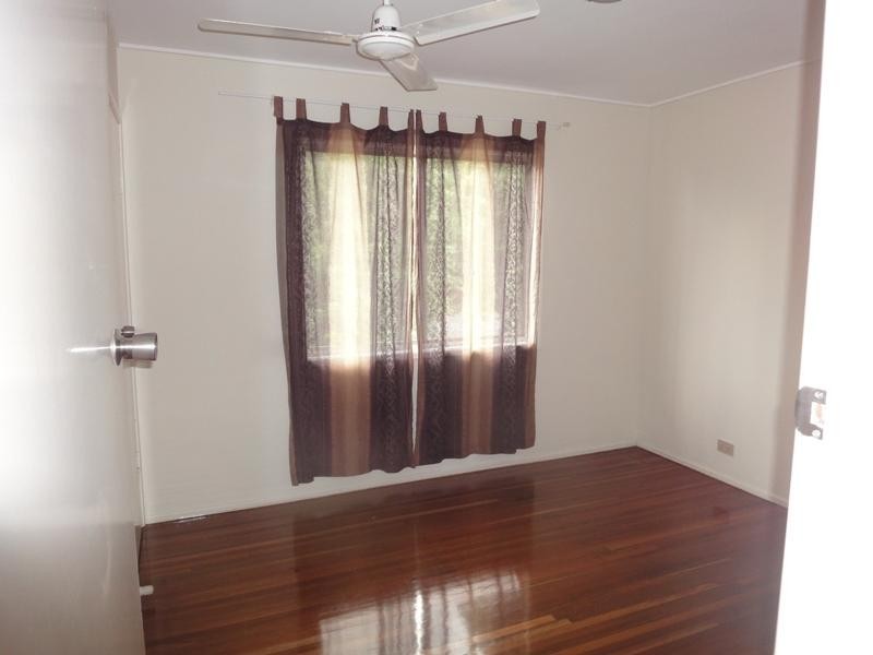 27 Douglas Street, Woodridge QLD 4114