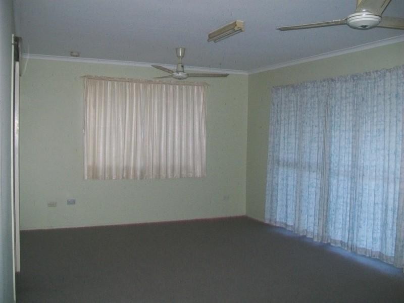 17 Collin Court, Kingston QLD 4114