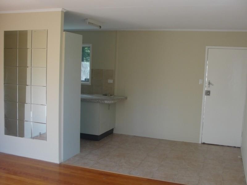 9 Mawarra, Kingston QLD 4114