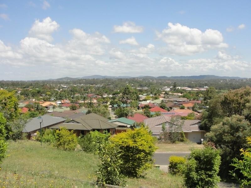 23 Tahan Crescent, Tanah Merah QLD 4128