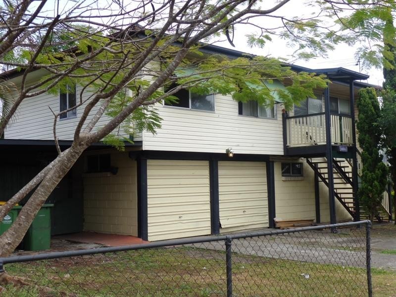 1 Bedford Street, Woodridge QLD 4114