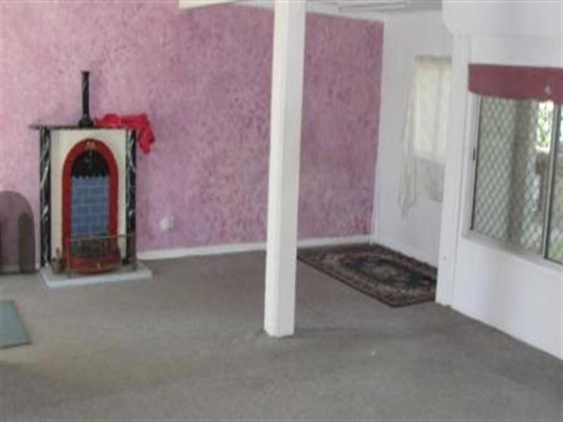 613 Browns Plains Road, Crestmead QLD 4132