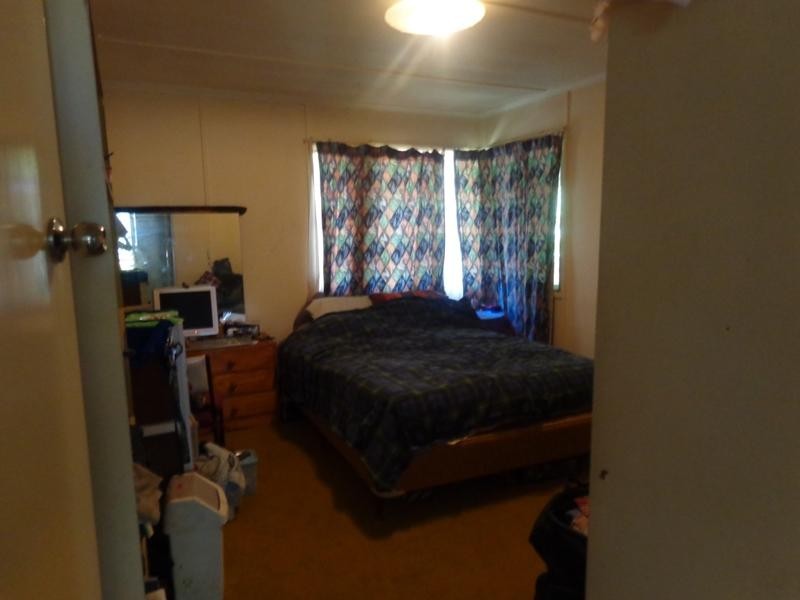 13 Skyline Drive, Kingston QLD 4114