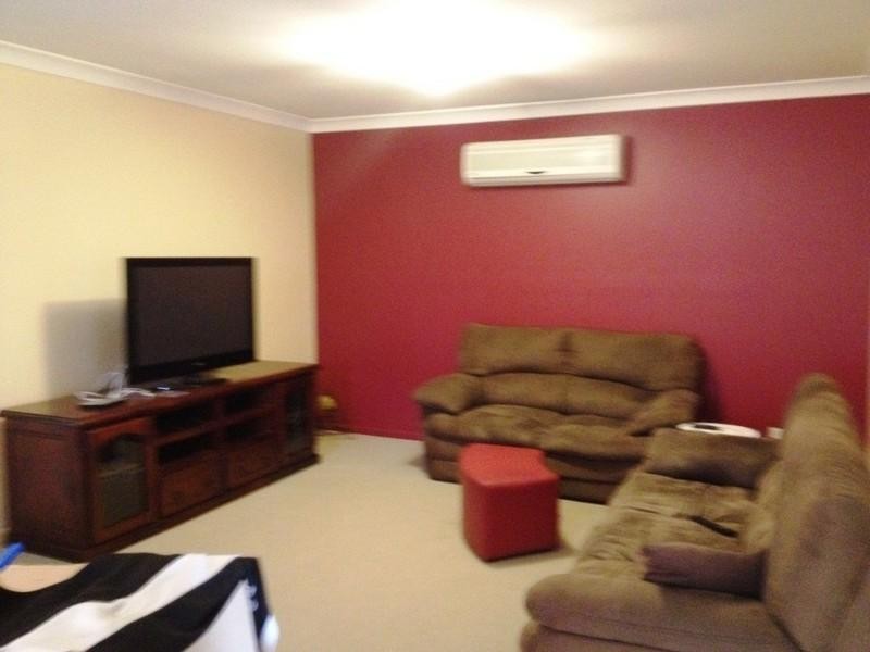 9 Highfields Court, Loganlea QLD 4131