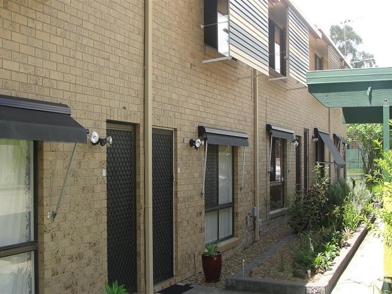 4/12 Arac Street, Woodridge QLD 4114