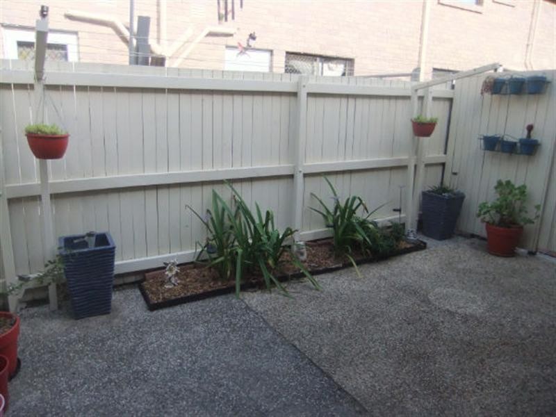 4/12 Arac Street, Woodridge QLD 4114