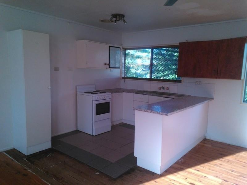 10 Primrose Street, Logan Central QLD 4114