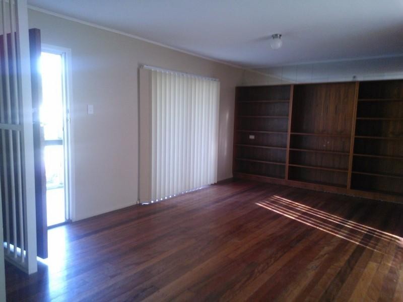 63 Poplar Avenue, Woodridge QLD 4114