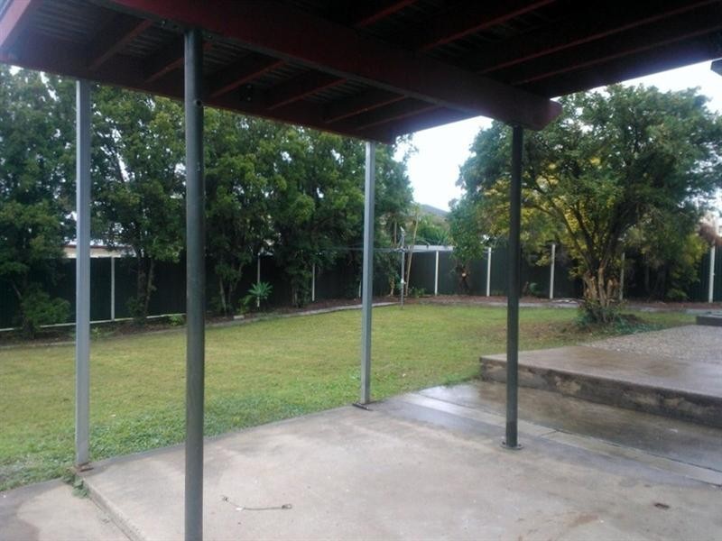 19 Carcoola Street, Kingston QLD 4114