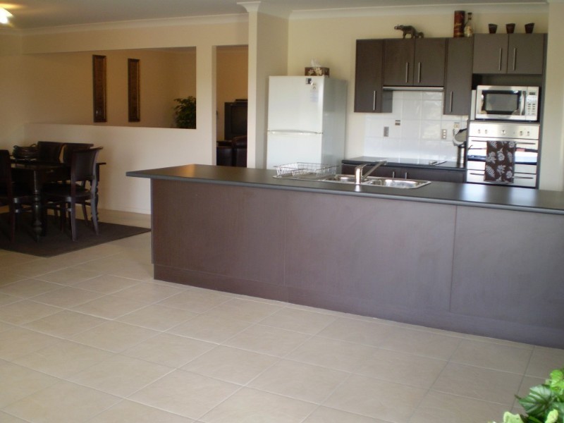 Kensington Grove QLD 4341