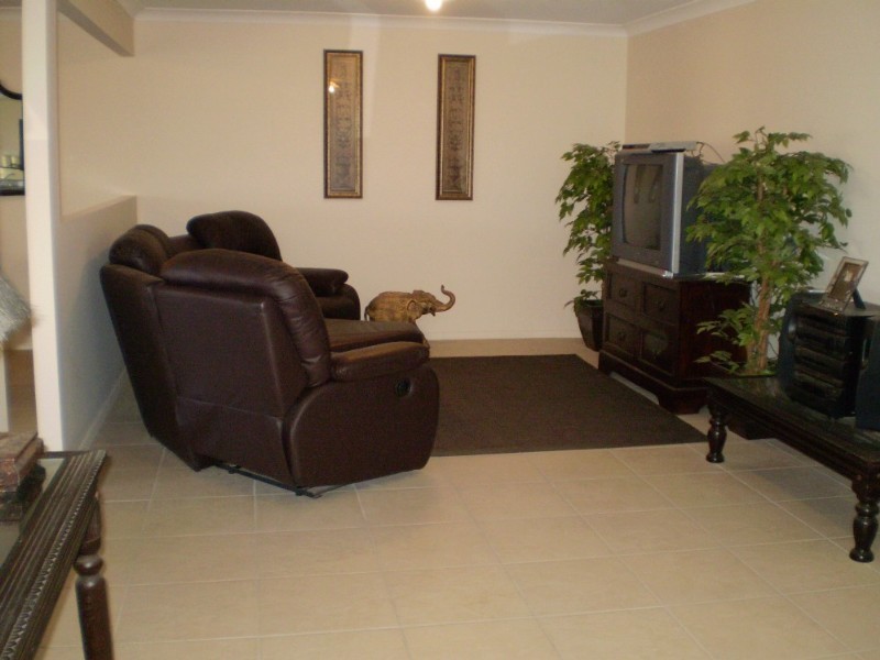 Kensington Grove QLD 4341