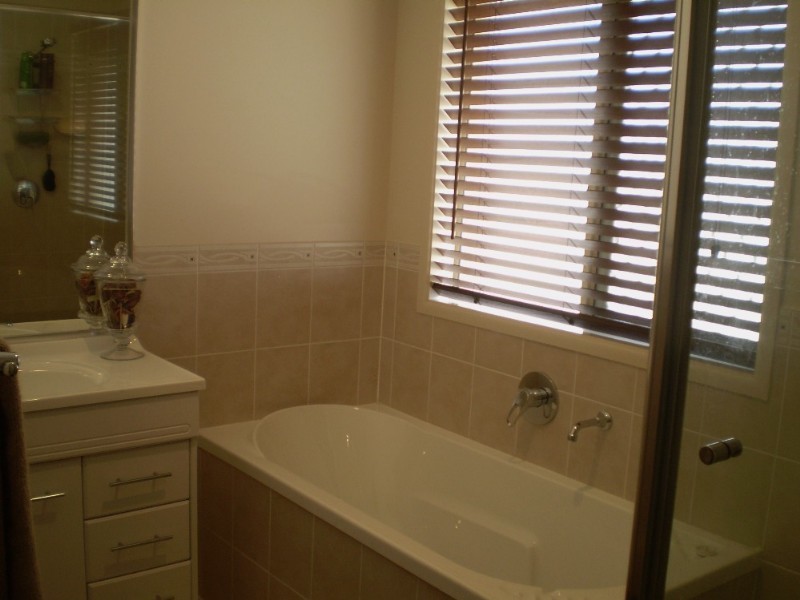 Kensington Grove QLD 4341