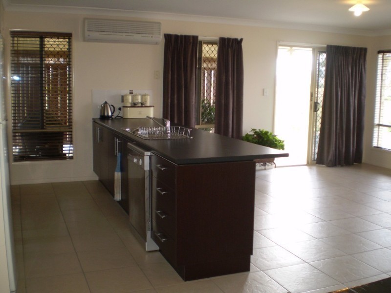 Kensington Grove QLD 4341