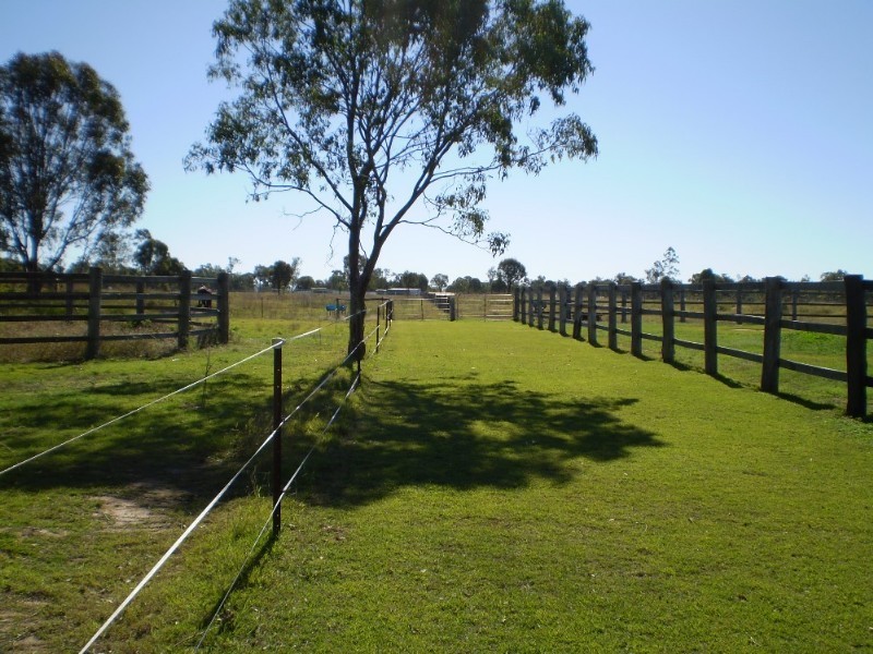 Lockyer Waters QLD 4311