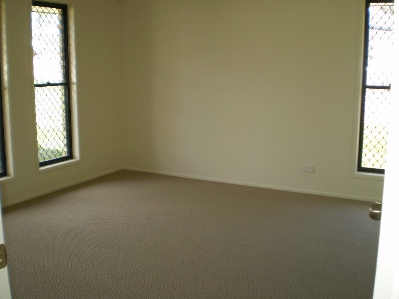 Kensington Grove QLD 4341