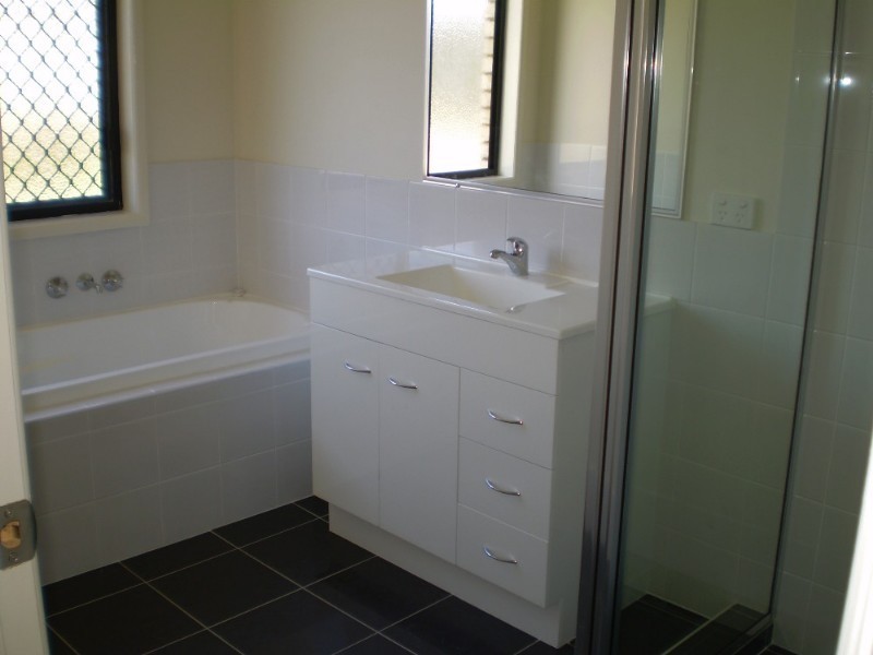 Kensington Grove QLD 4341