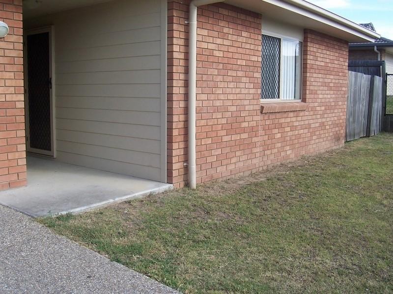 1/7 Honeyeater Drive, Lowood QLD 4311