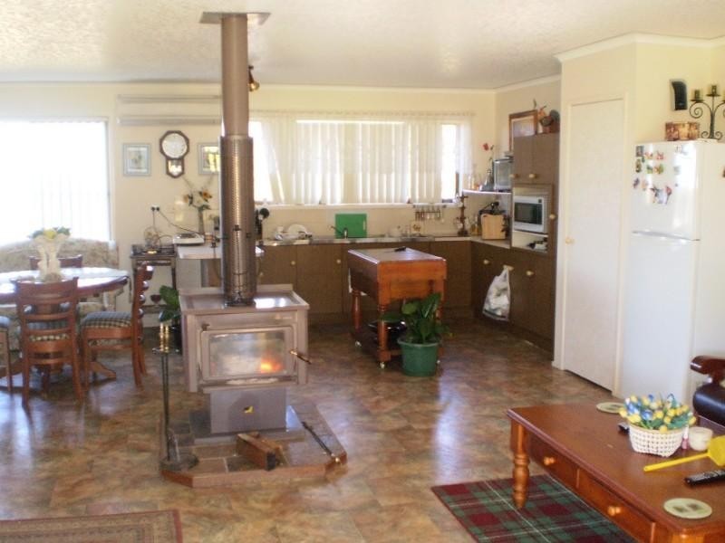 Atkinsons Dam QLD 4311