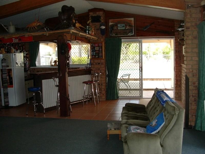 Vernor QLD 4306