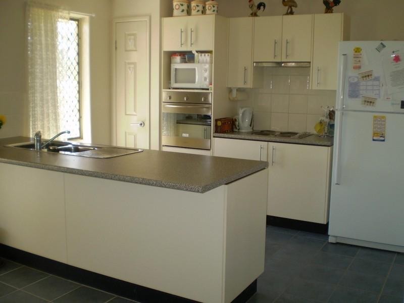 Kensington Grove QLD 4341