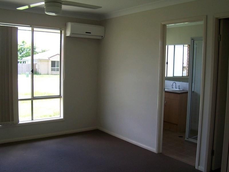 3 Bray Street, Lowood QLD 4311