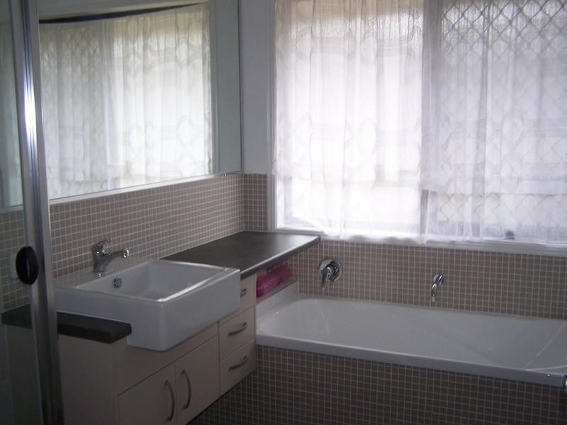 Hatton Vale QLD 4341