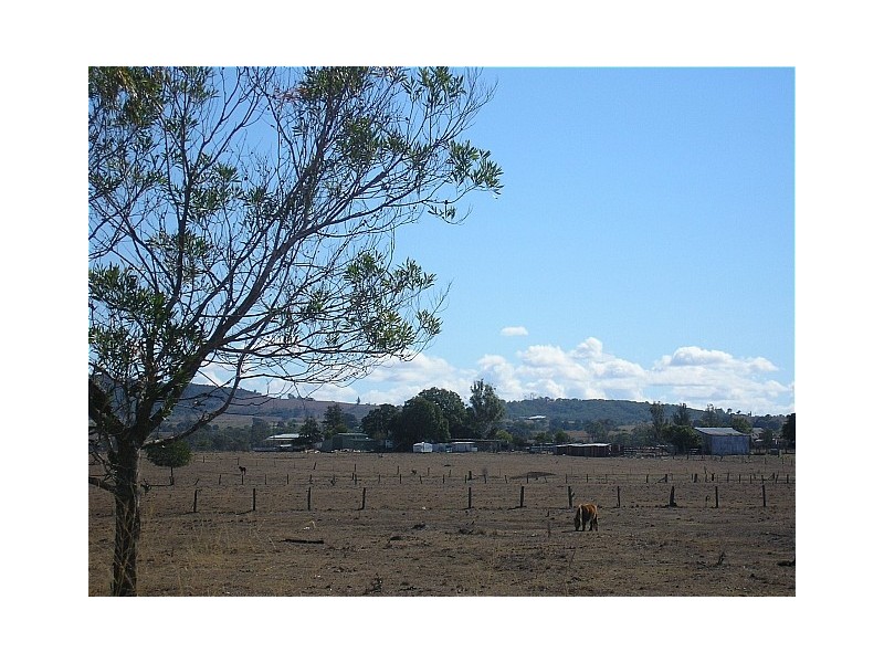 Glamorgan Vale QLD 4306
