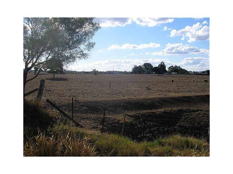 Glamorgan Vale QLD 4306