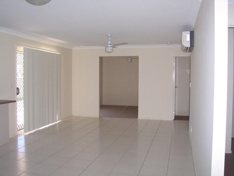 7 Mcinnes Street, Lowood QLD 4311