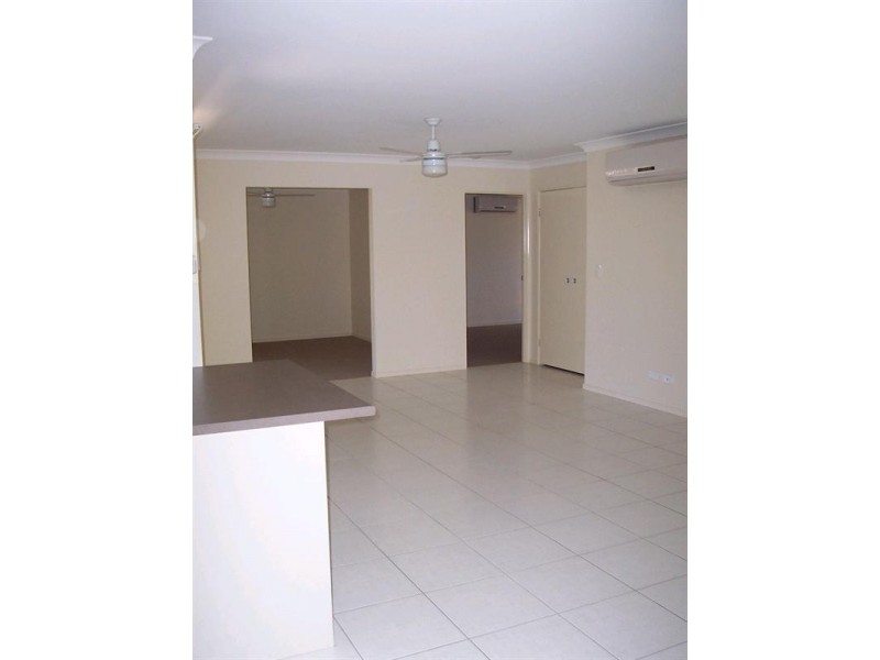 7 Mcinnes Street, Lowood QLD 4311