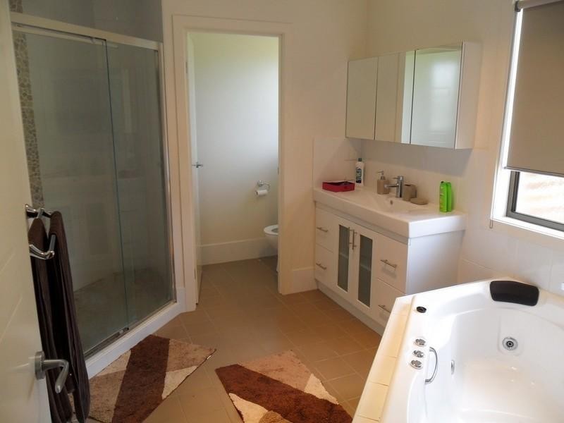 Kensington Grove QLD 4341