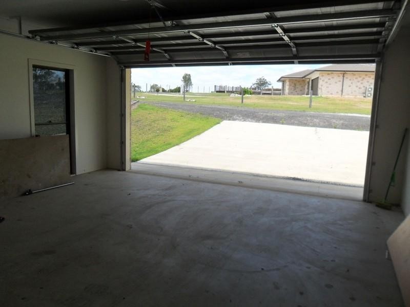 Kensington Grove QLD 4341