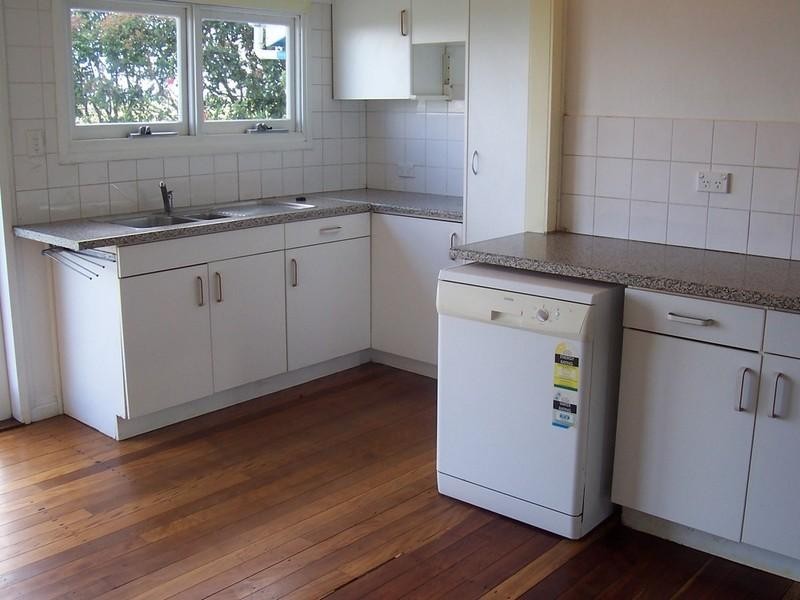 Lockyer Waters QLD 4311