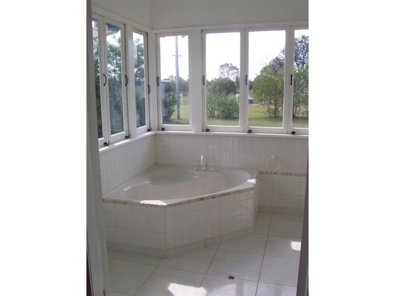 Lockyer Waters QLD 4311