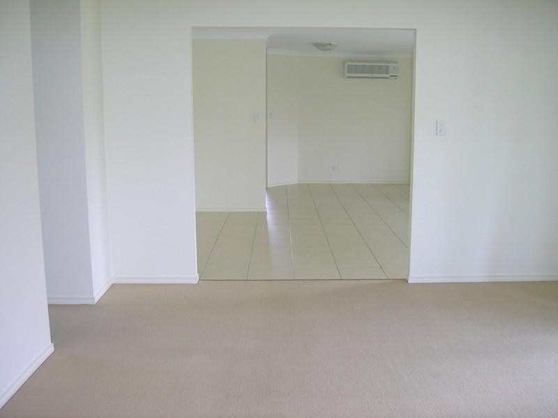 9 Bray Street, Lowood QLD 4311