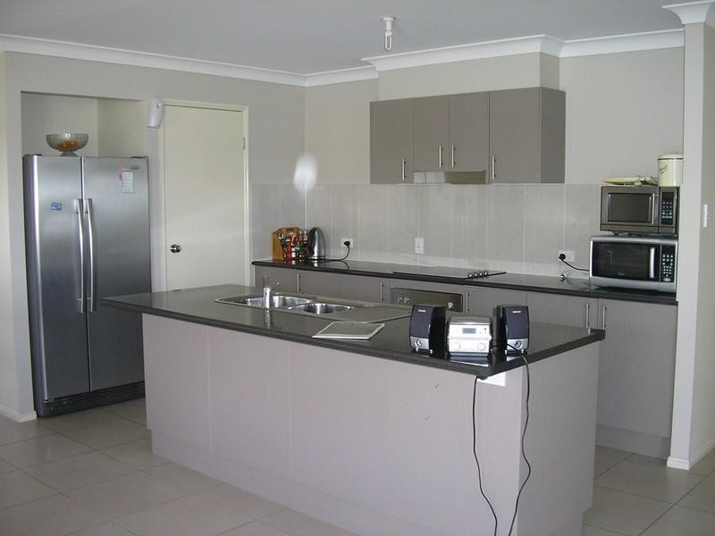54 Bray Street, Lowood QLD 4311