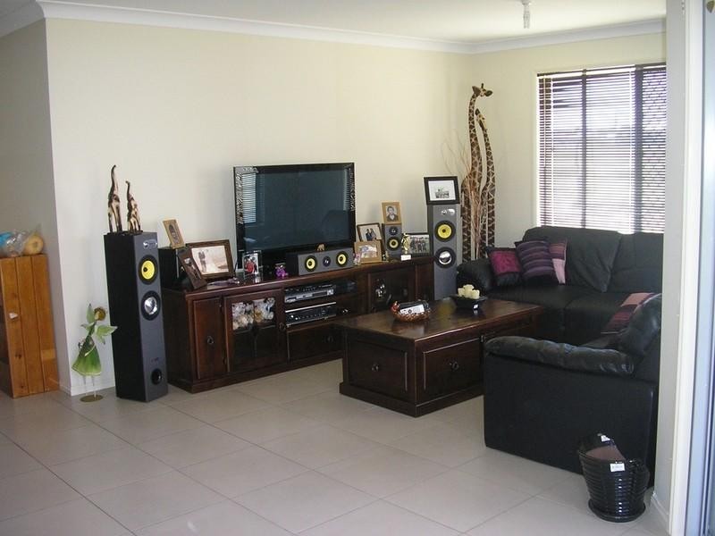 54 Bray Street, Lowood QLD 4311