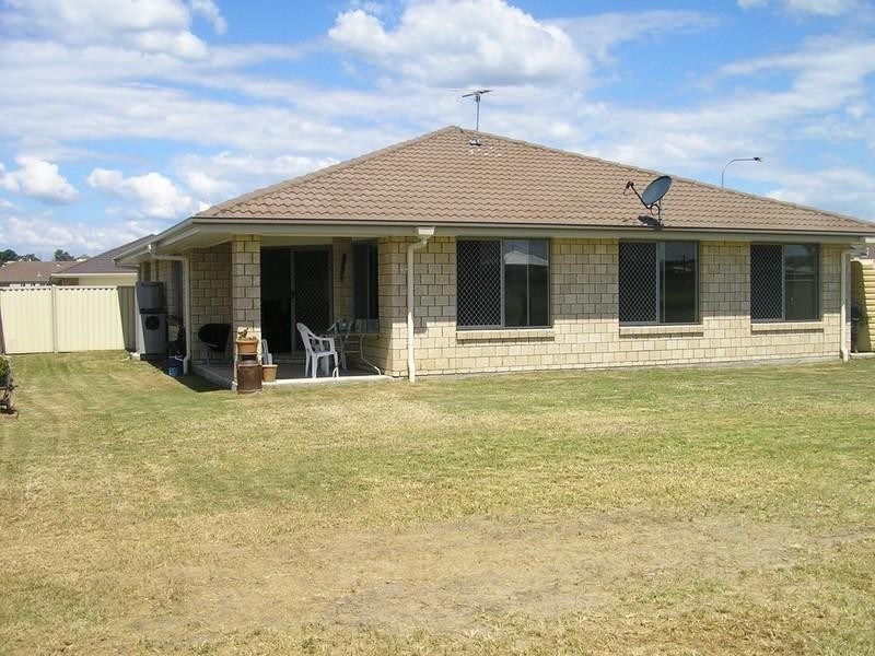 54 Bray Street, Lowood QLD 4311