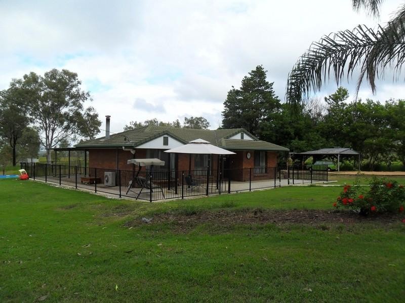 359 Willaura Drive, Mount Hallen QLD 4312